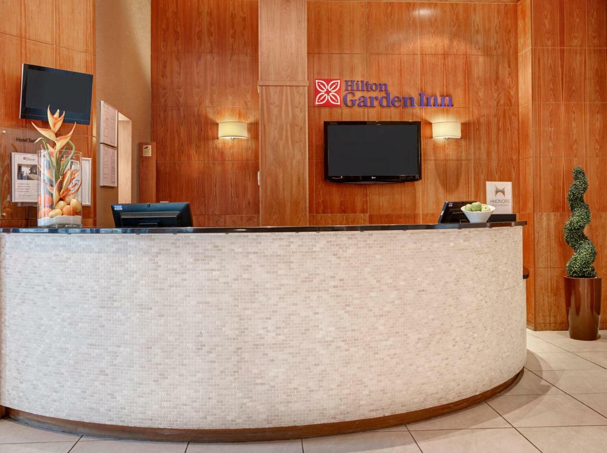 Hilton Garden Inn Aberdeen City Centre Buitenkant foto