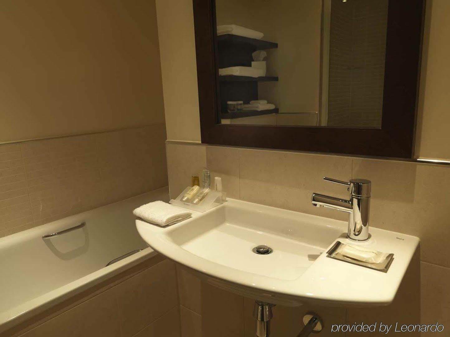 Hilton Garden Inn Aberdeen City Centre Buitenkant foto