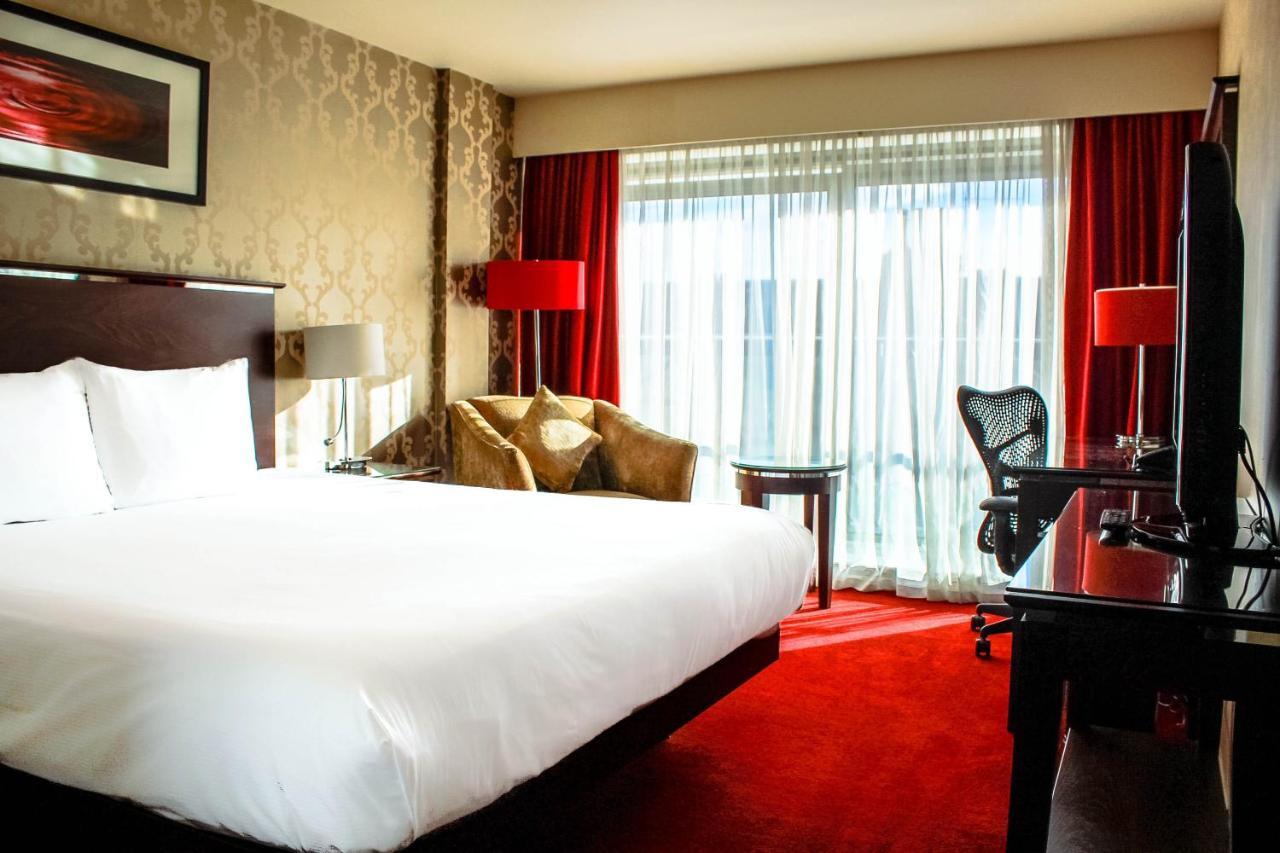 Hilton Garden Inn Aberdeen City Centre Buitenkant foto